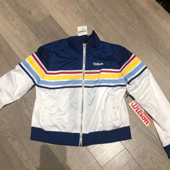 WILSON NEVER WORN TAGS ON SWEATER - Picture 1 of 2